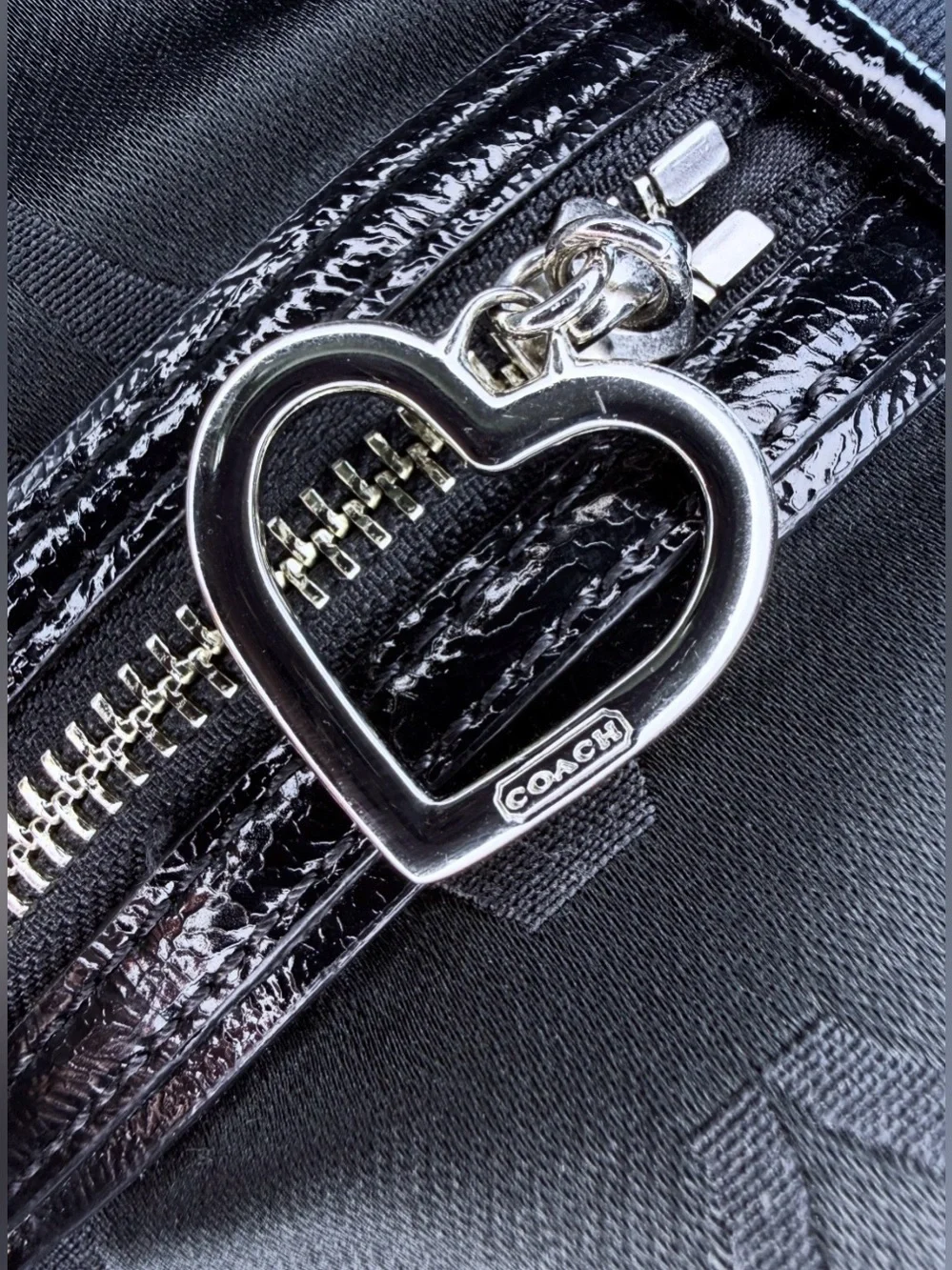Coach Poppy Signature Satchel Black w/ Silver Hearts – Orig Hangtags + Dust Bag